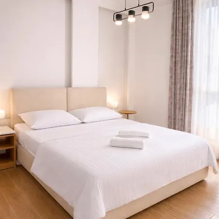 Center Rean Apartment *